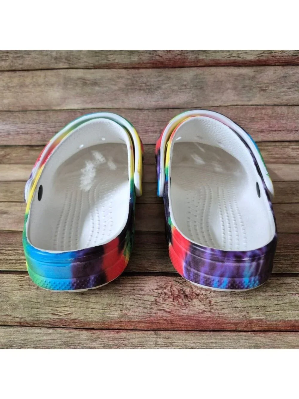 Crocs Classic Tie Dye Graphic Mens Clogs Size 13 Rainbow Outdoor Sandals Unisex